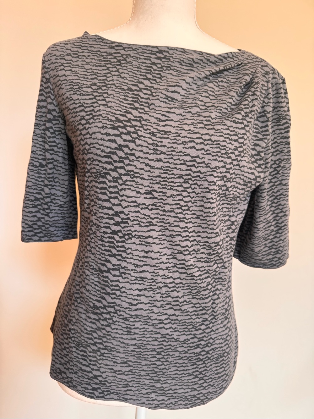 Armani Collezioni Gray and Black Patterned Boatneck Top